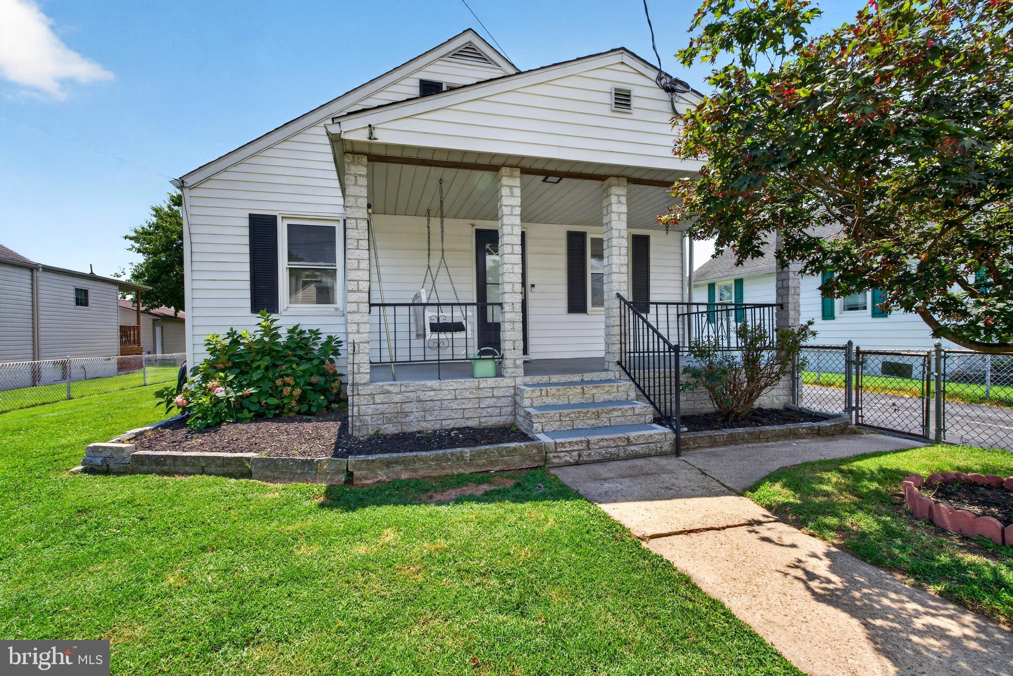 919 MARTIN ROAD