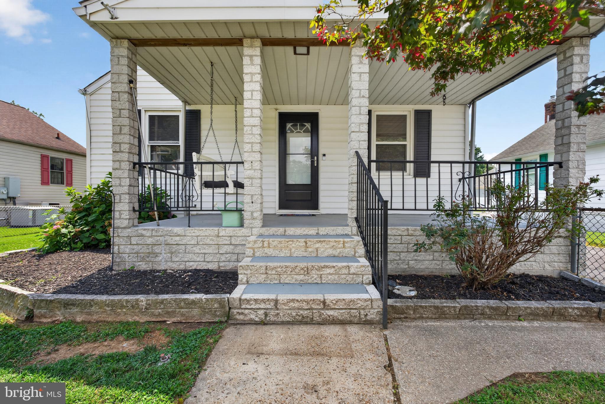 919 MARTIN ROAD