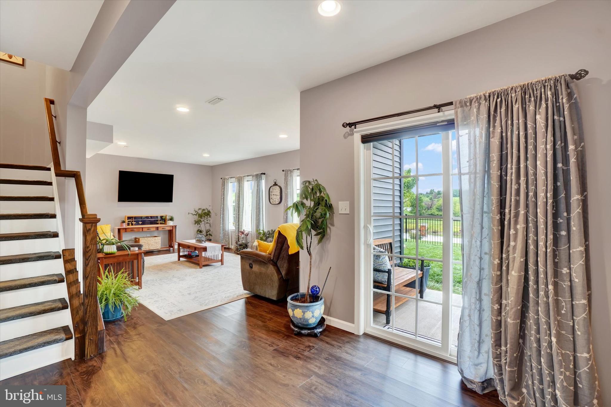 THE VIEWS AT BRIDGEWATER - Residential
