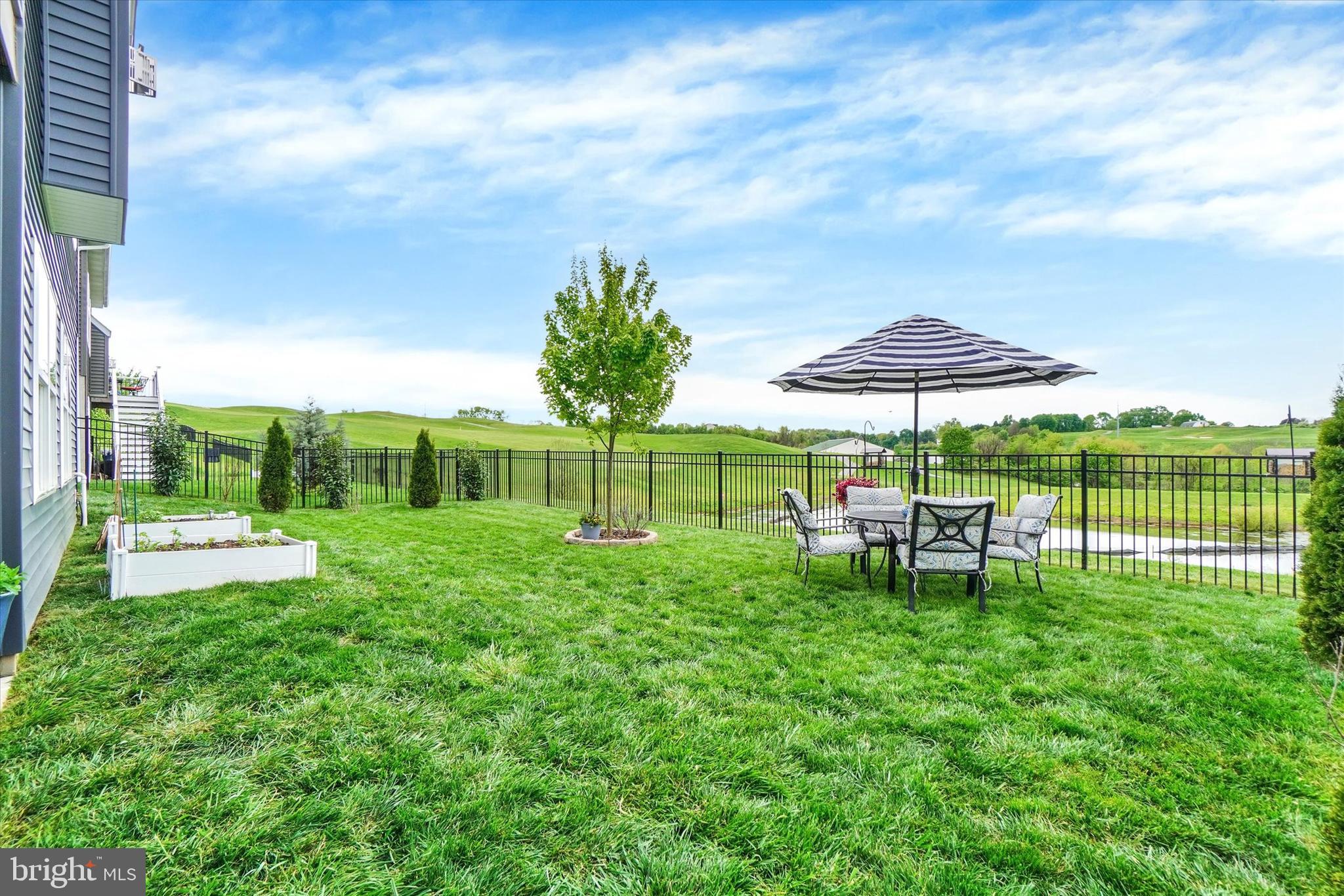 THE VIEWS AT BRIDGEWATER - Residential