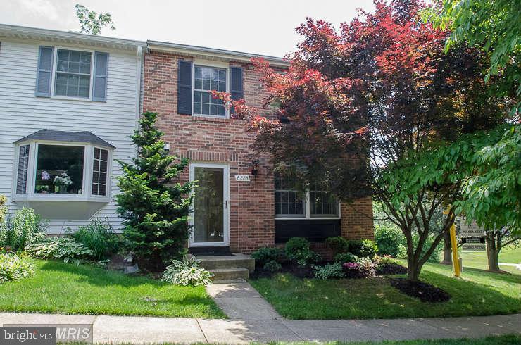 Fabulous end-unit townhouse with 3 finished levels in sought-after McLean Greens, featuring 3 bedrooms, 2 full baths, and 2 half baths. The kitchen, bathrooms, and basement family room have all been completely remodeled. Hardwood floors extend throughout the main level, while the updated kitchen boasts granite countertops, stainless steel appliances (new refrigerator), and recessed lighting. A separate dining area just off the kitchen opens to a large deck with a private backyard. The bathrooms are tastefully updated with ceramic tile and granite vanities. The fully finished basement includes a large family/recreation room, a convenient half bath, and ample storage space. Two assigned parking spaces are right in front of the home. The property is surrounded by parkland. Located near the West Falls Church Metro, minutes to DC, Maryland, I-495, I-66, the GW Parkway, and both Reagan National and Dulles International Airports. The neighborhood also boasts a top-rated school district, a vibrant dining scene, extensive shopping options, and scenic walking trails. Available 7/1/25.