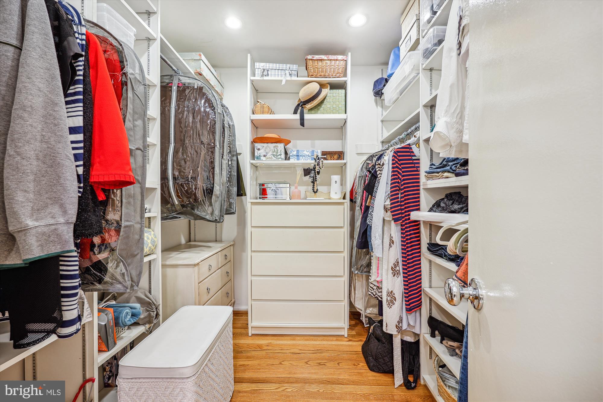 HORIZON HILL - Residential