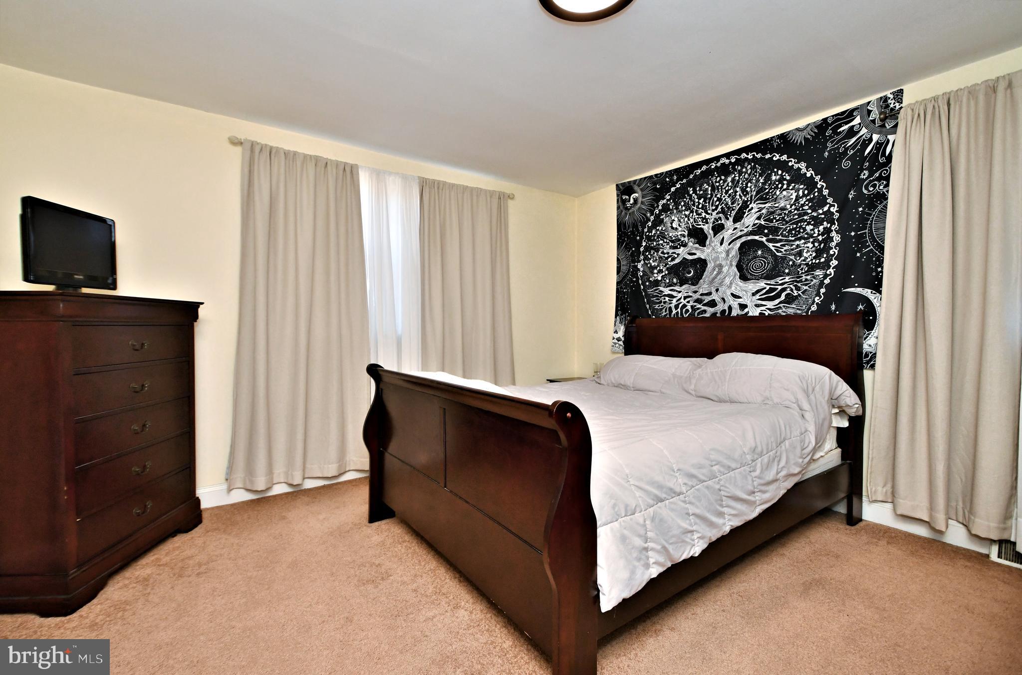 VALLEY FORGE HOMES - Residential