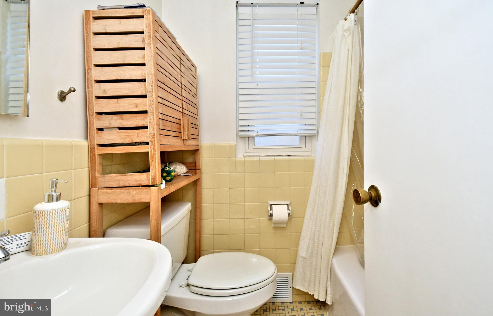 VALLEY FORGE HOMES - Residential