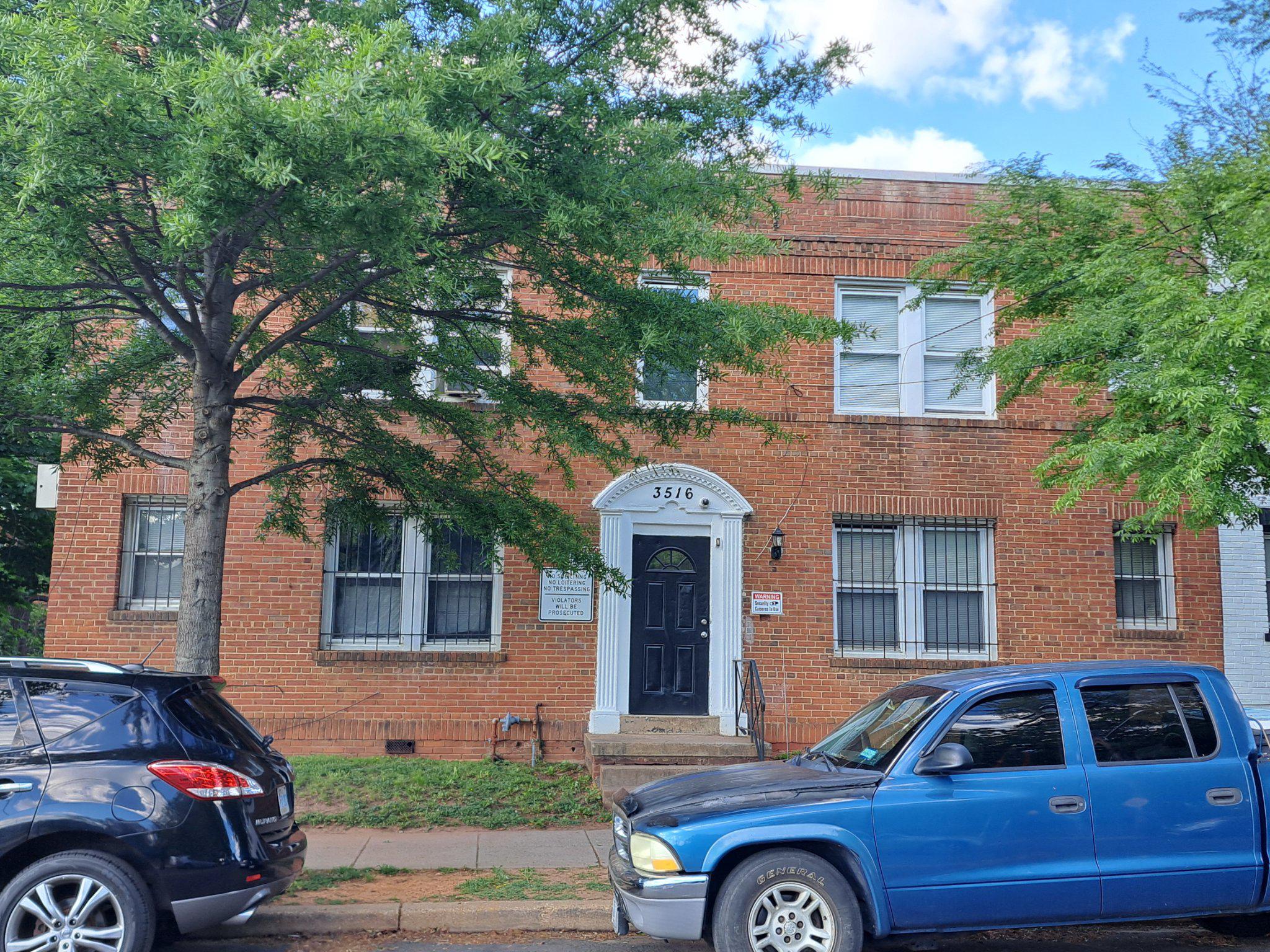 Photo 1 of 22 — 3516 ELY PL SE 4, WASHINGTON, DC 20019