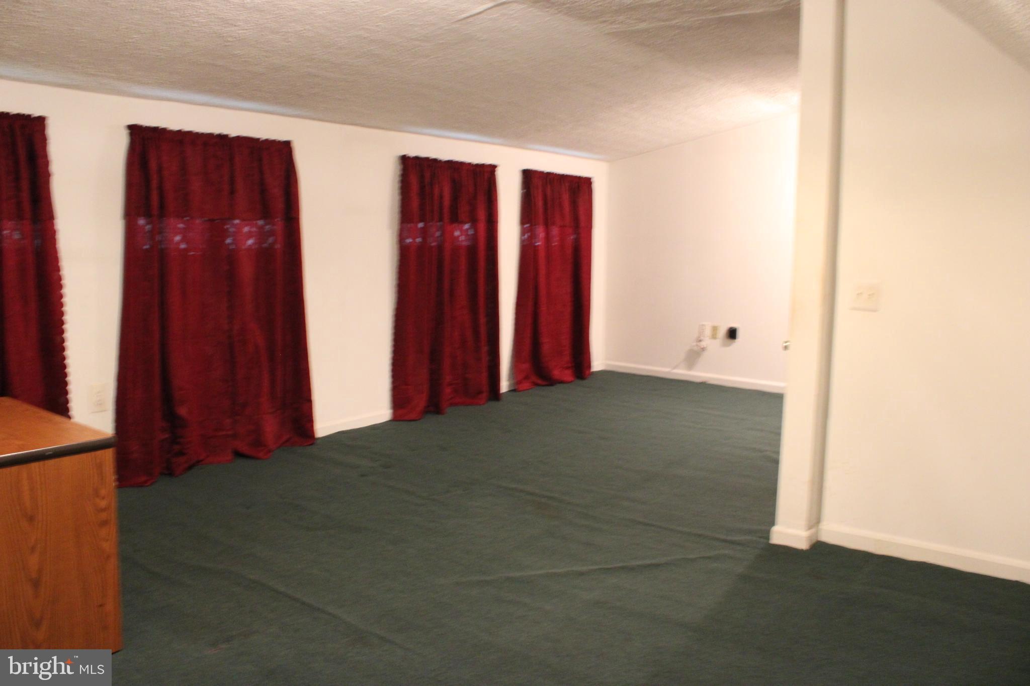 REGULARS - Residential