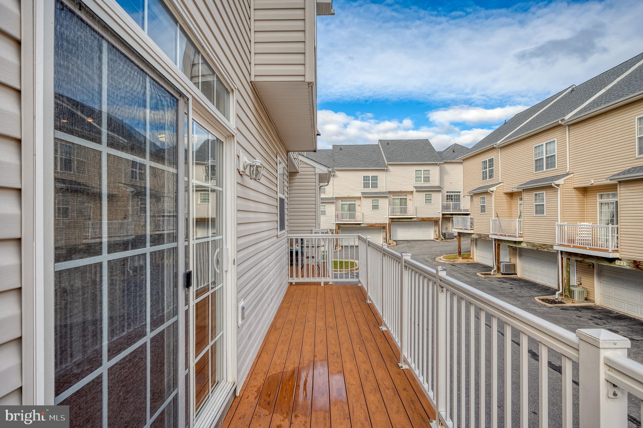 HIGH VIEW AT HUNT VALLEY - Residential Lease