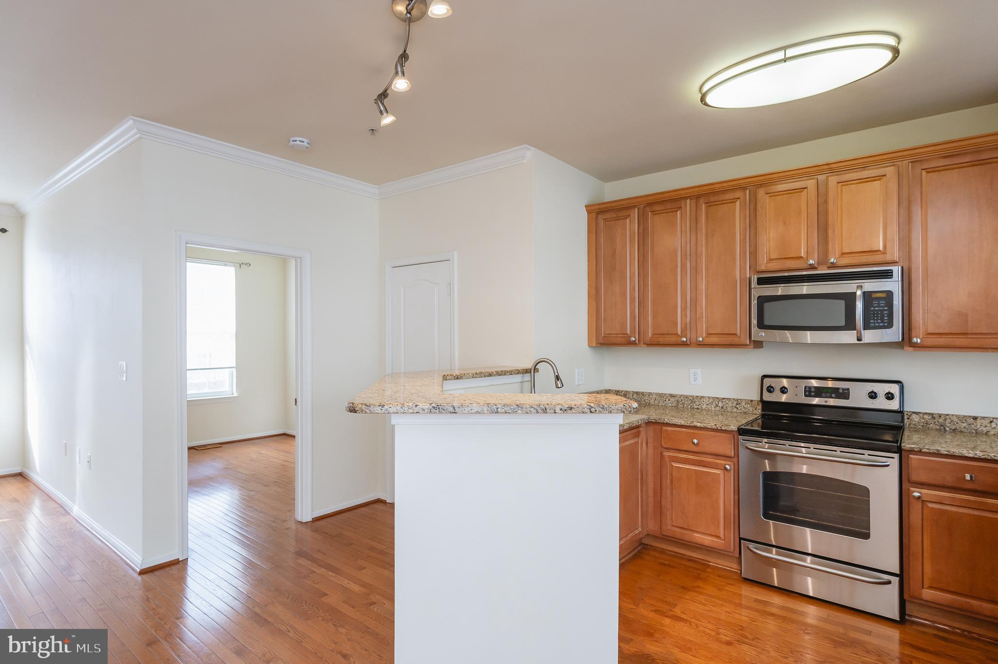 HIGH VIEW AT HUNT VALLEY - Residential Lease