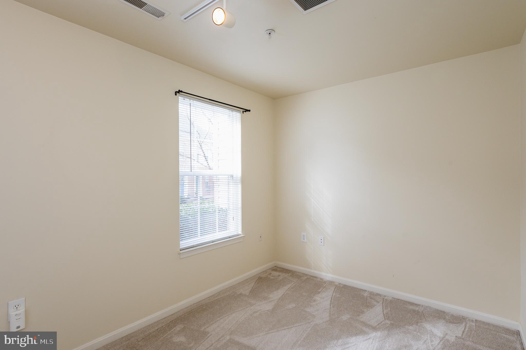 HIGH VIEW AT HUNT VALLEY - Residential Lease