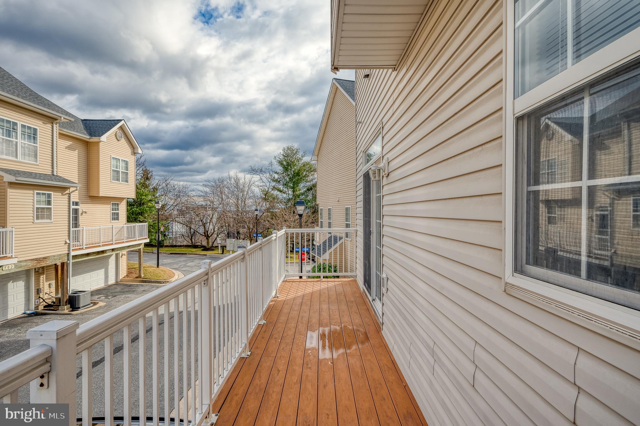 HIGH VIEW AT HUNT VALLEY - Residential Lease