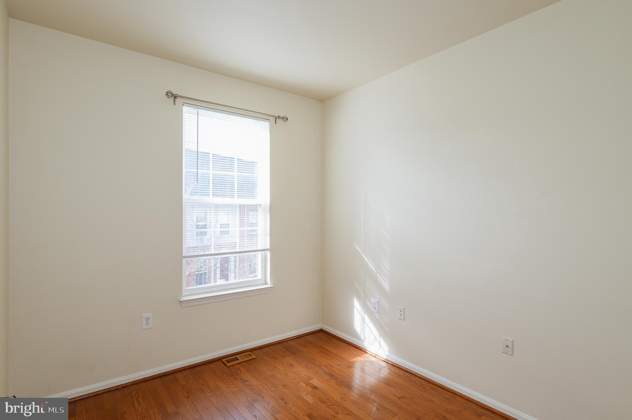 HIGH VIEW AT HUNT VALLEY - Residential Lease