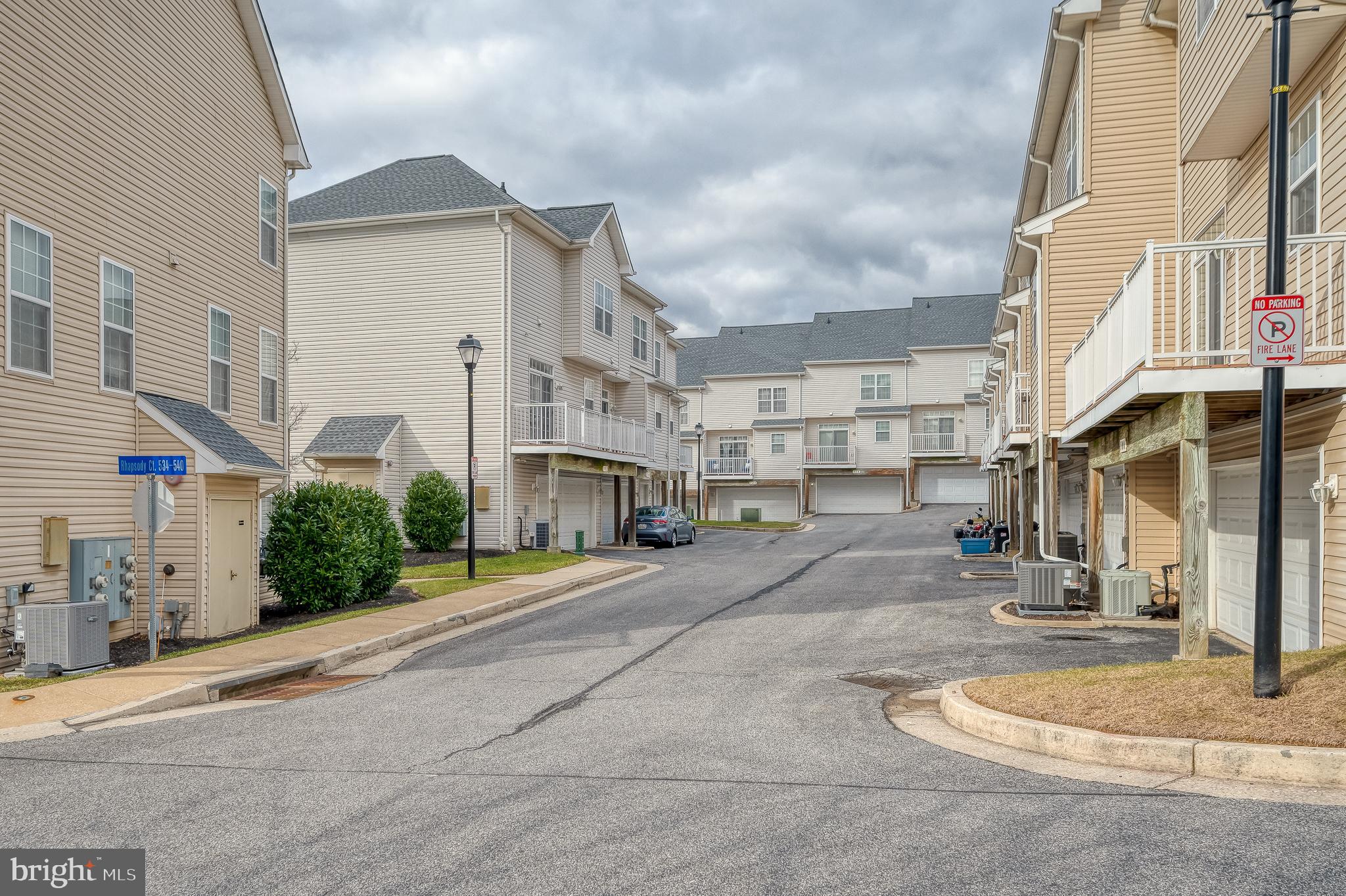 HIGH VIEW AT HUNT VALLEY - Residential Lease