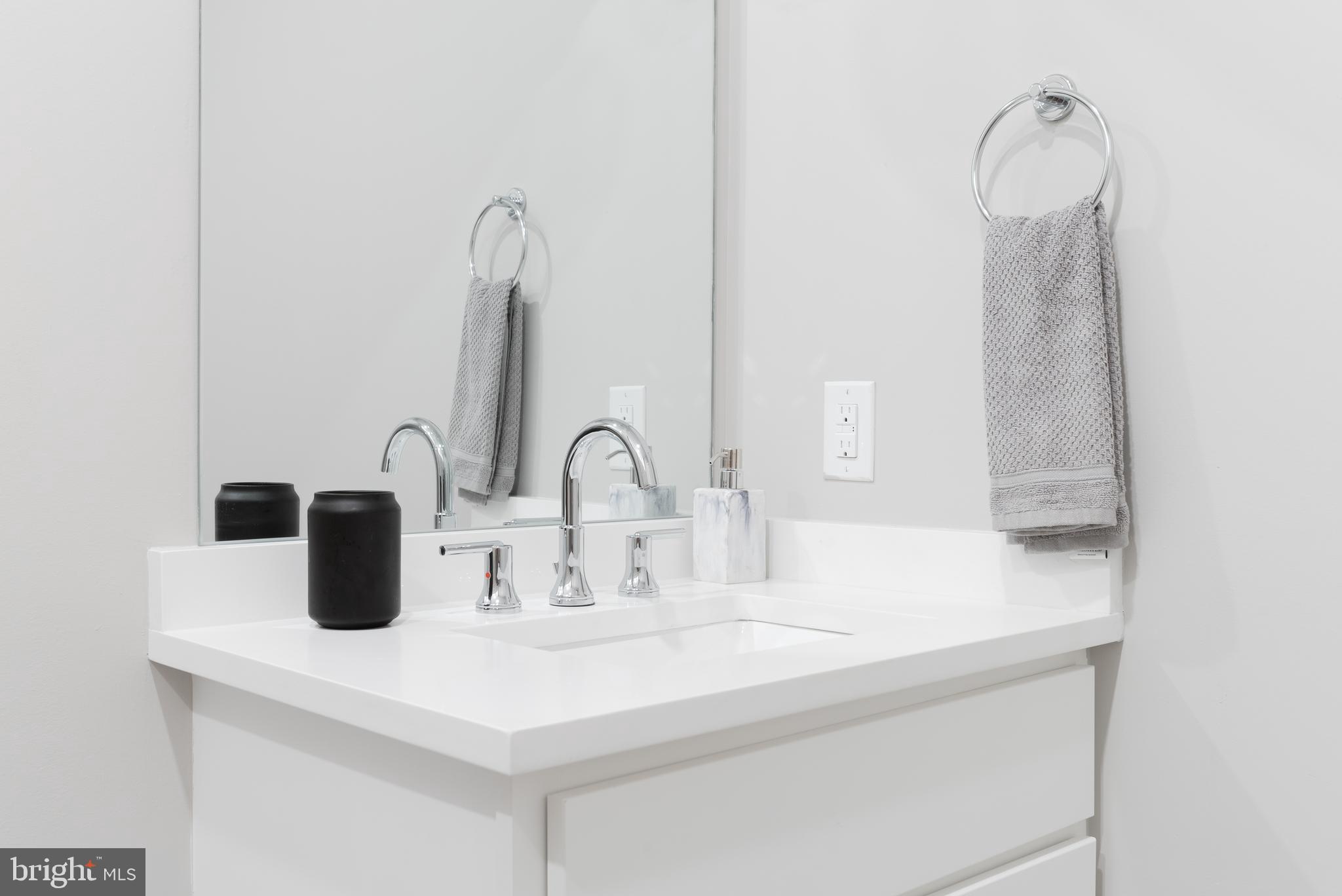 FRANCISVILLE - Residential Lease