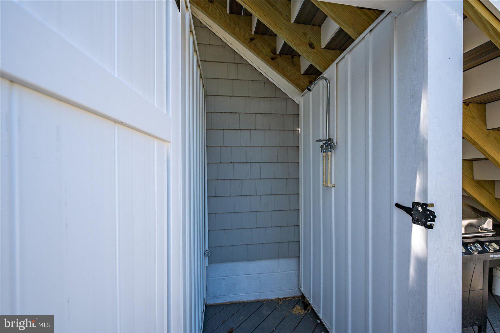 CAINE WOODS - Residential