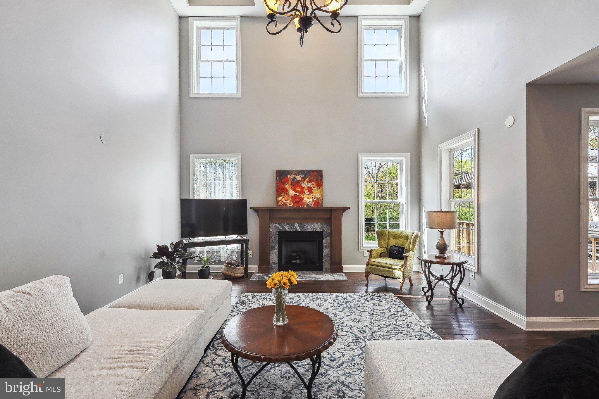 WINDSOR ESTATES - Residential