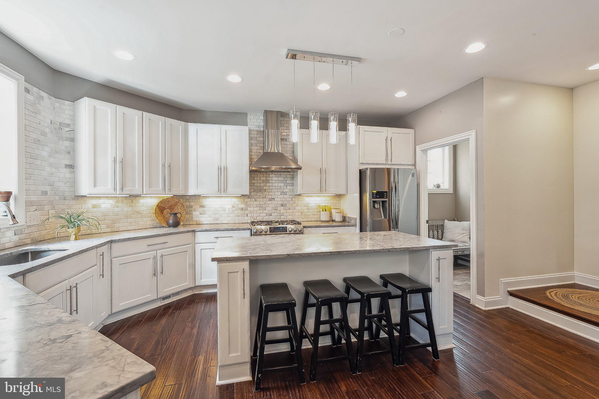 WINDSOR ESTATES - Residential