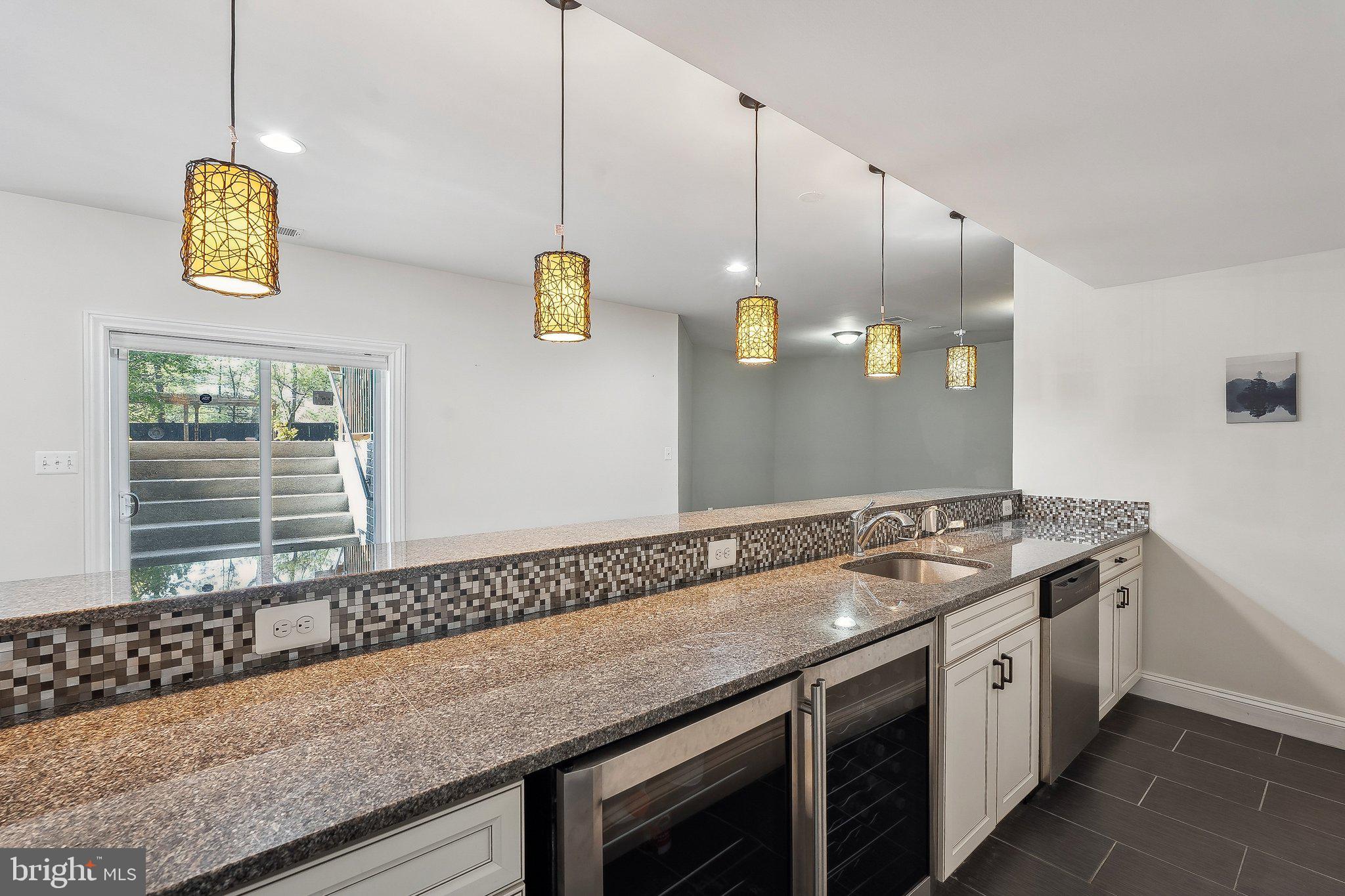 WINDSOR ESTATES - Residential