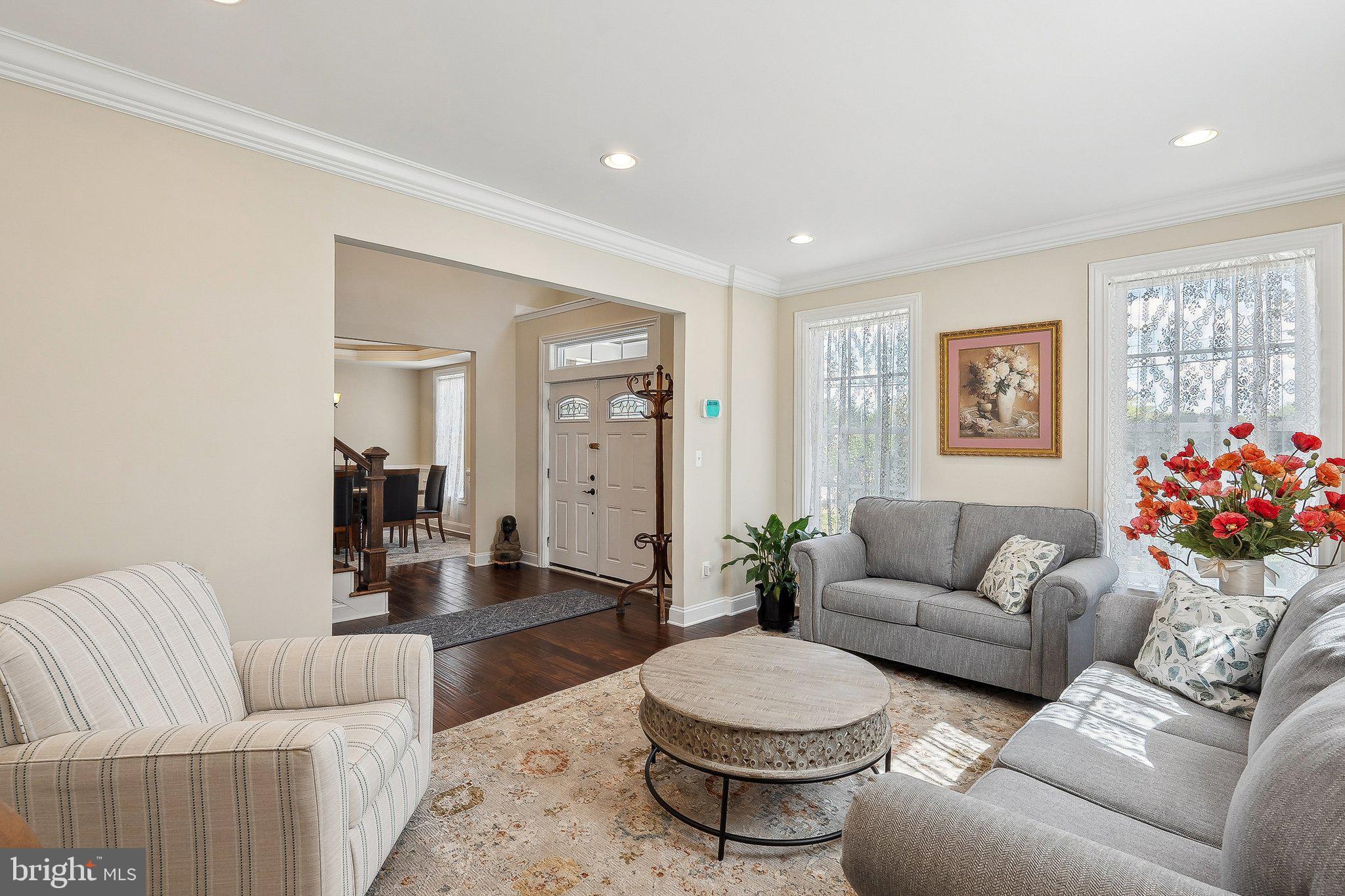 WINDSOR ESTATES - Residential