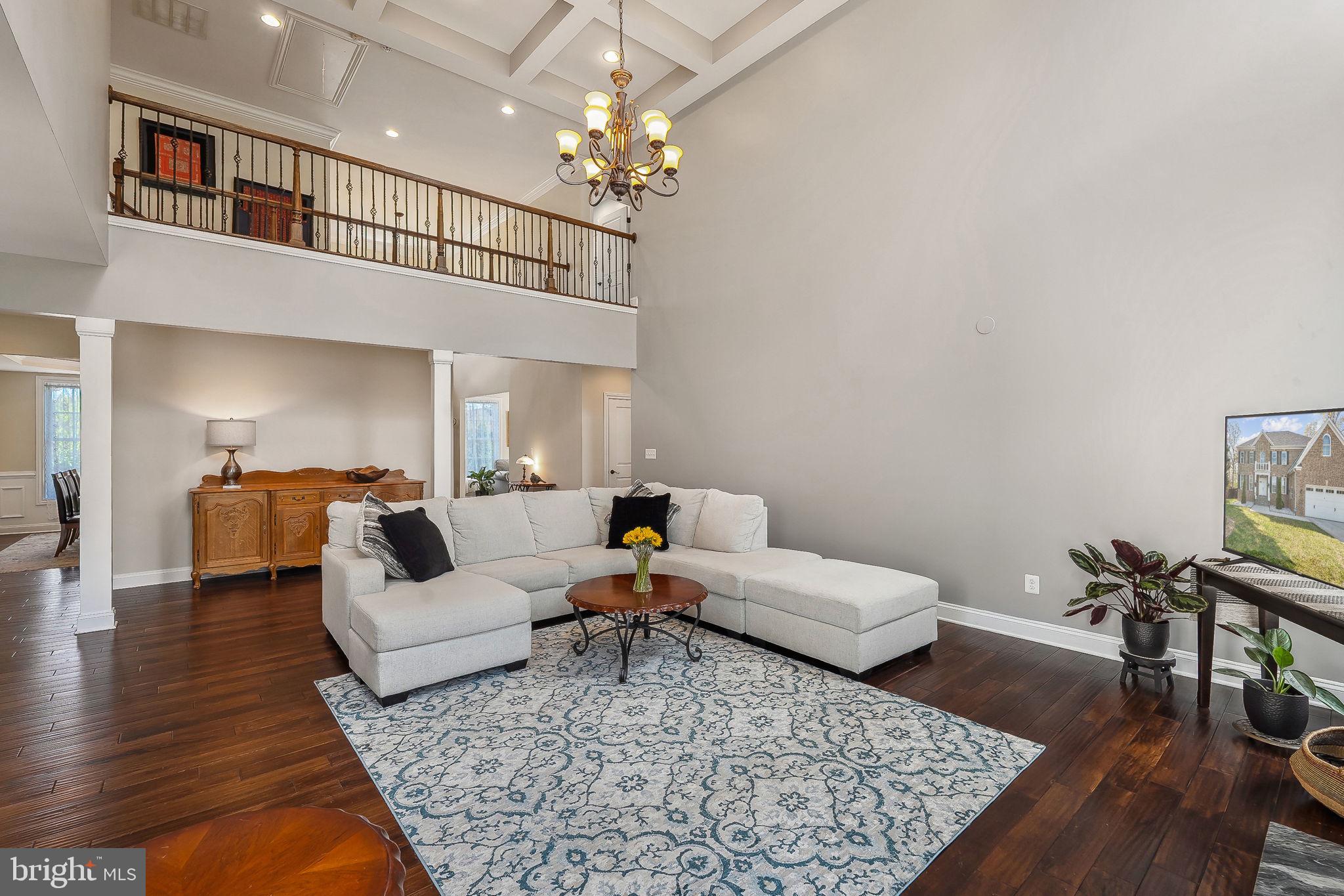 WINDSOR ESTATES - Residential