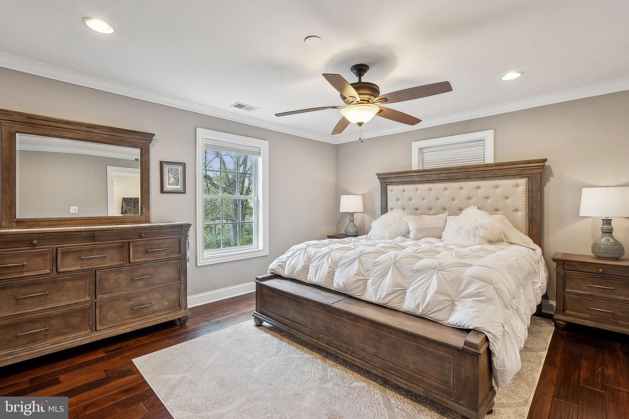 WINDSOR ESTATES - Residential