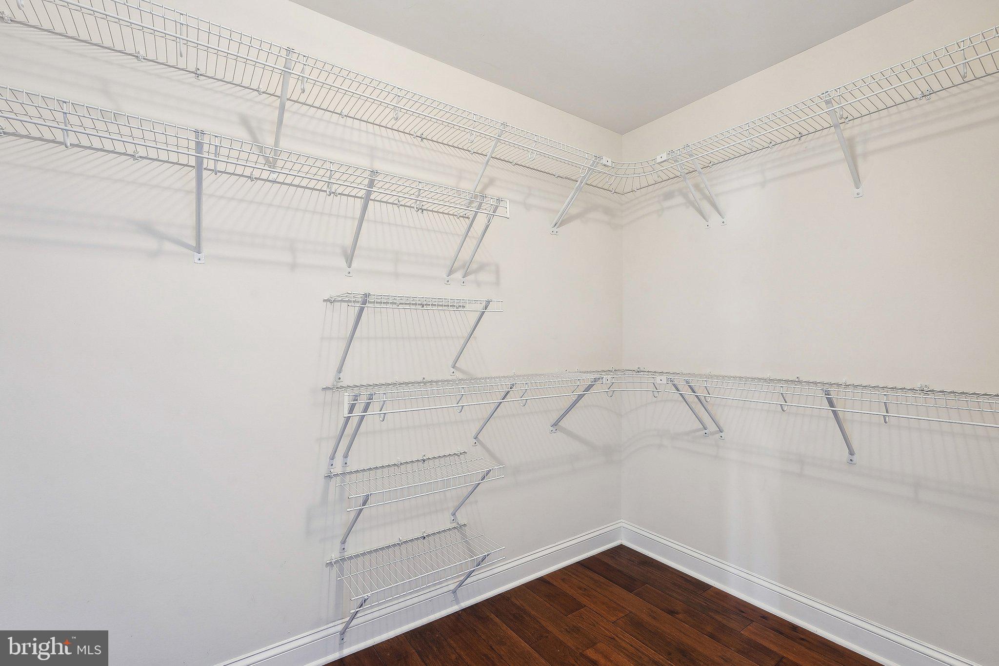 WINDSOR ESTATES - Residential