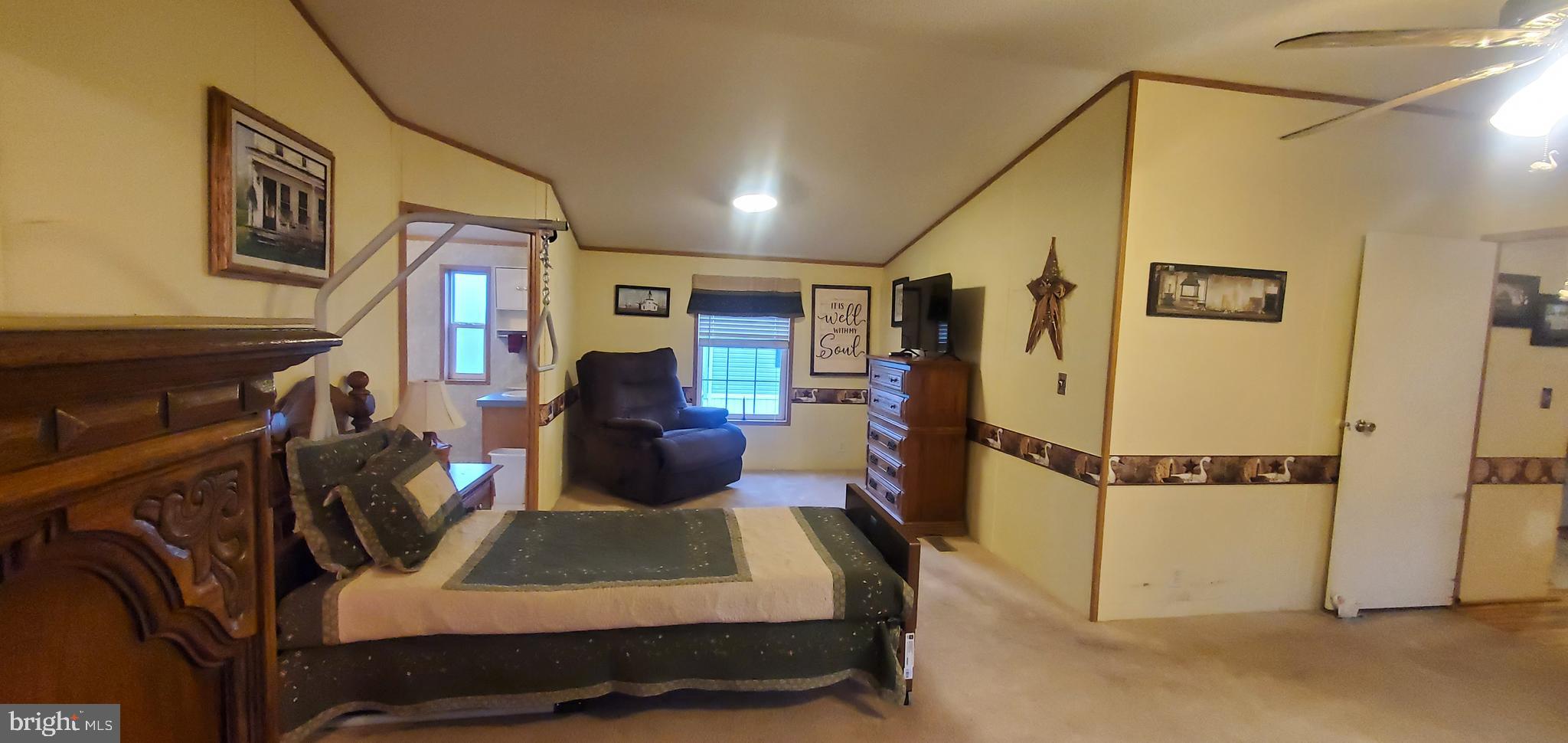 SHERWOOD FOREST - Residential