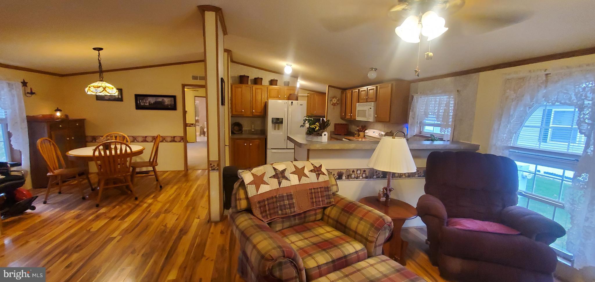 SHERWOOD FOREST - Residential