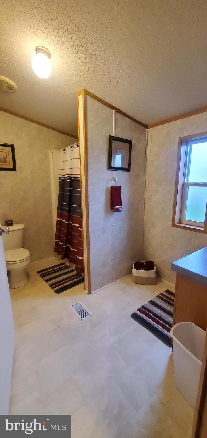 SHERWOOD FOREST - Residential