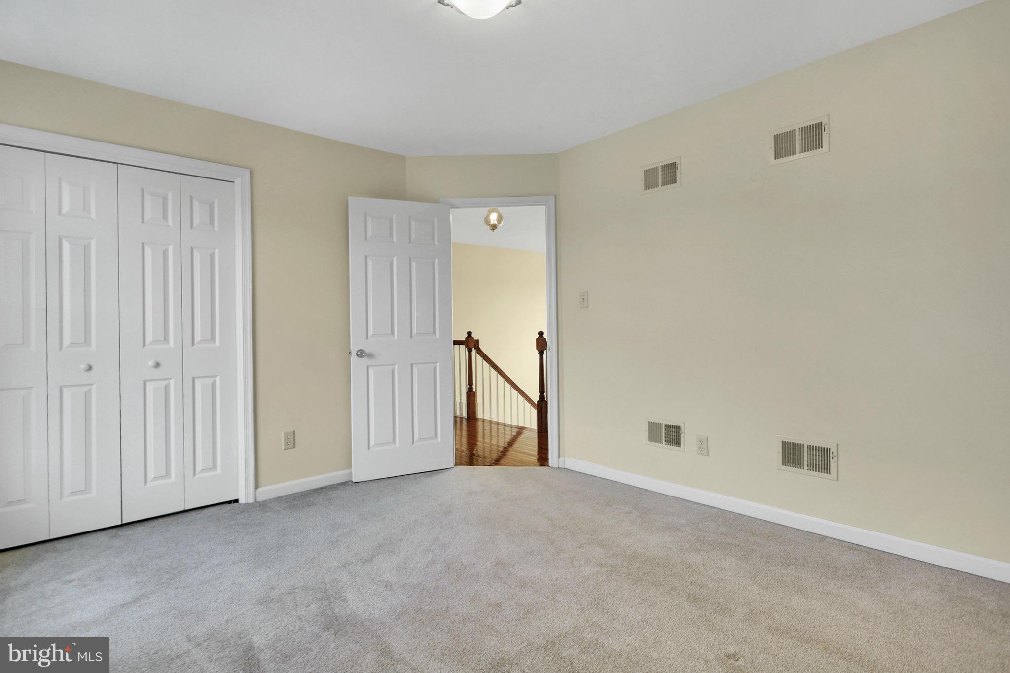 RIDGEWOOD - Residential