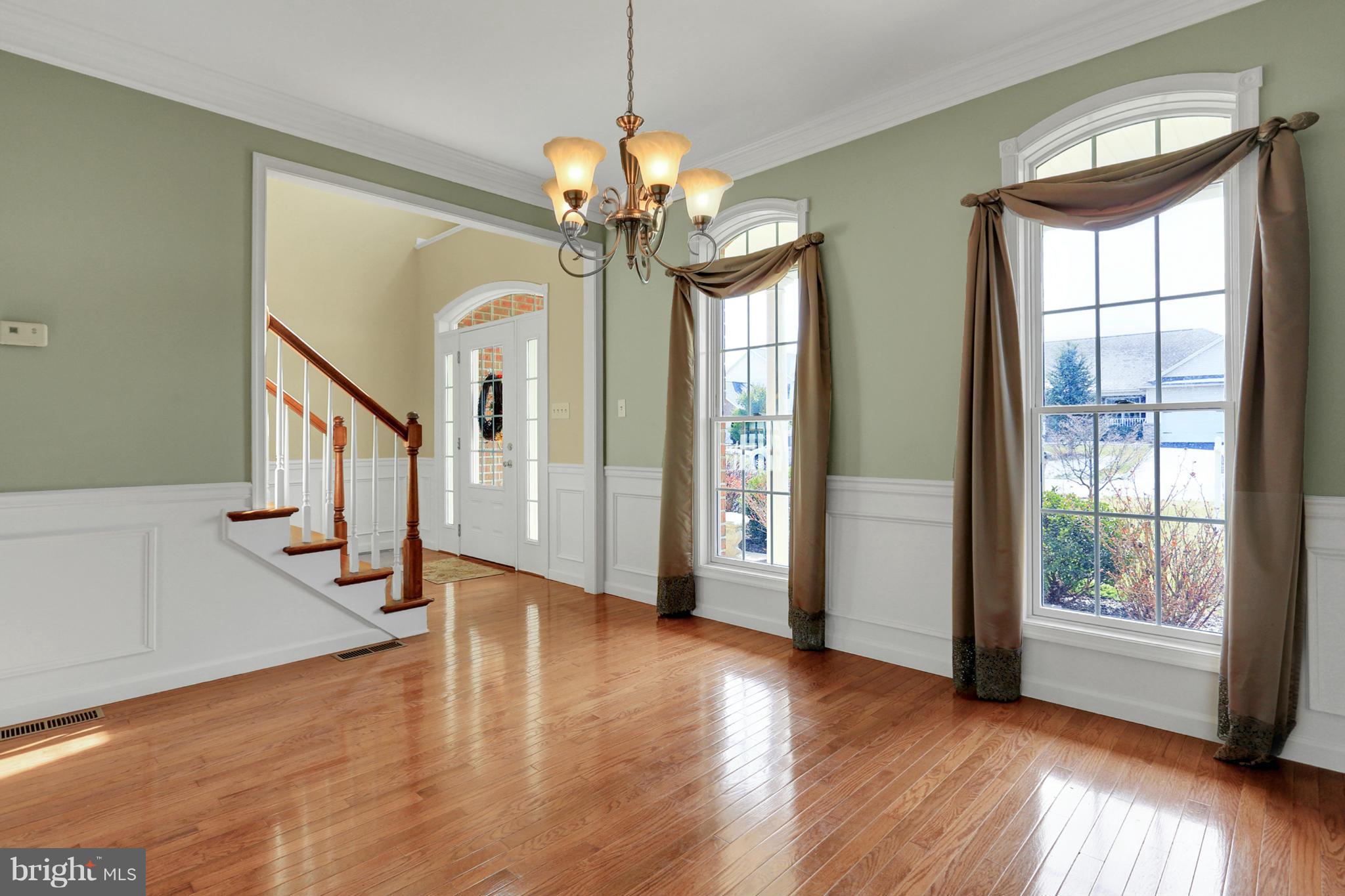 RIDGEWOOD - Residential