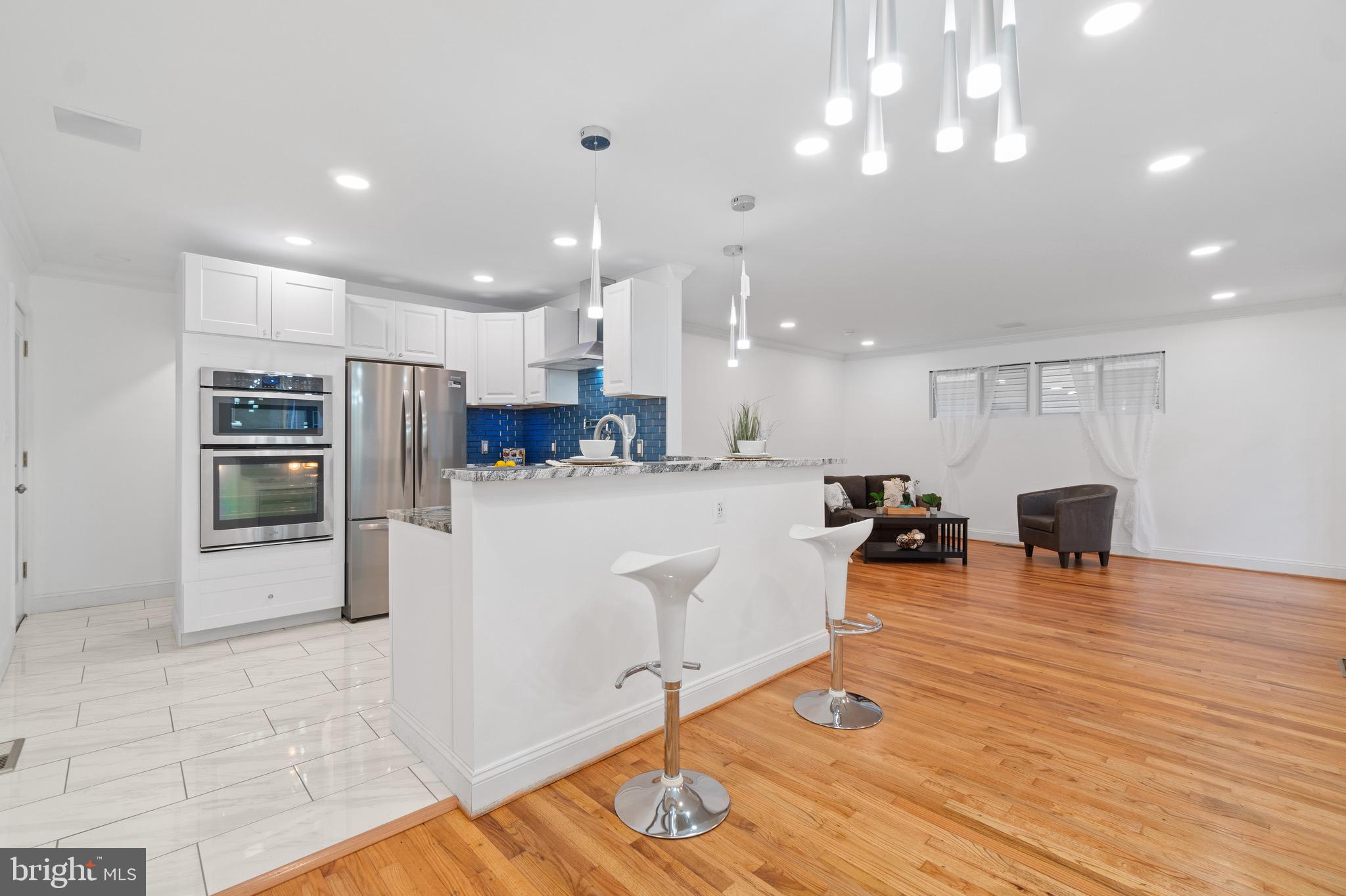 FRANKFORD - Residential