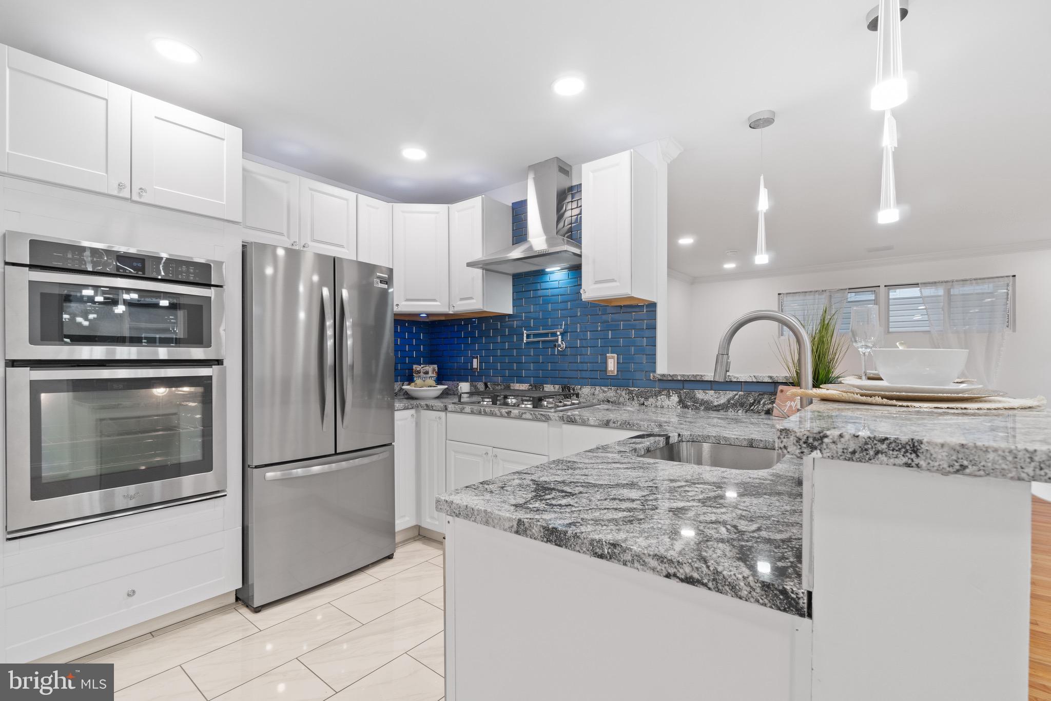 FRANKFORD - Residential