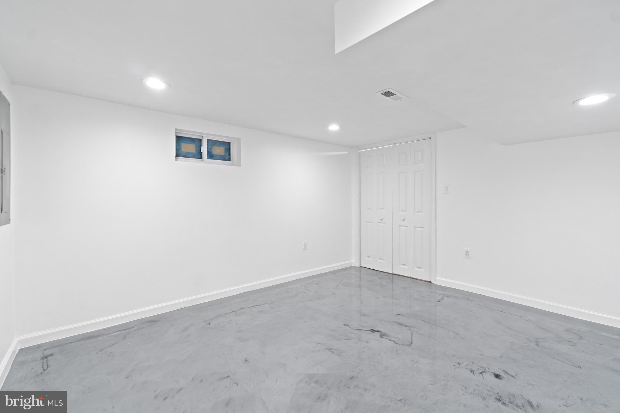 FRANKFORD - Residential