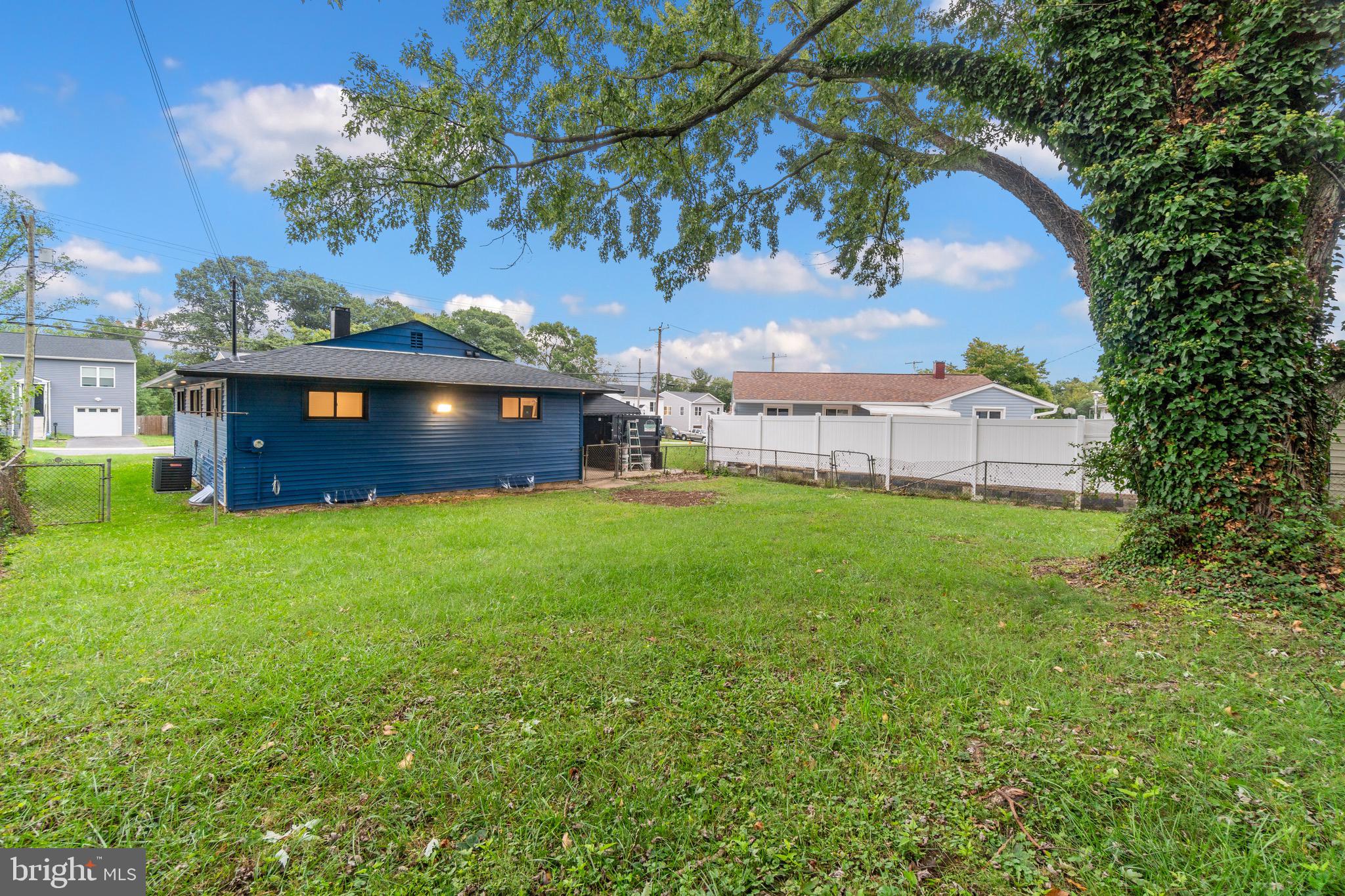 FRANKFORD - Residential