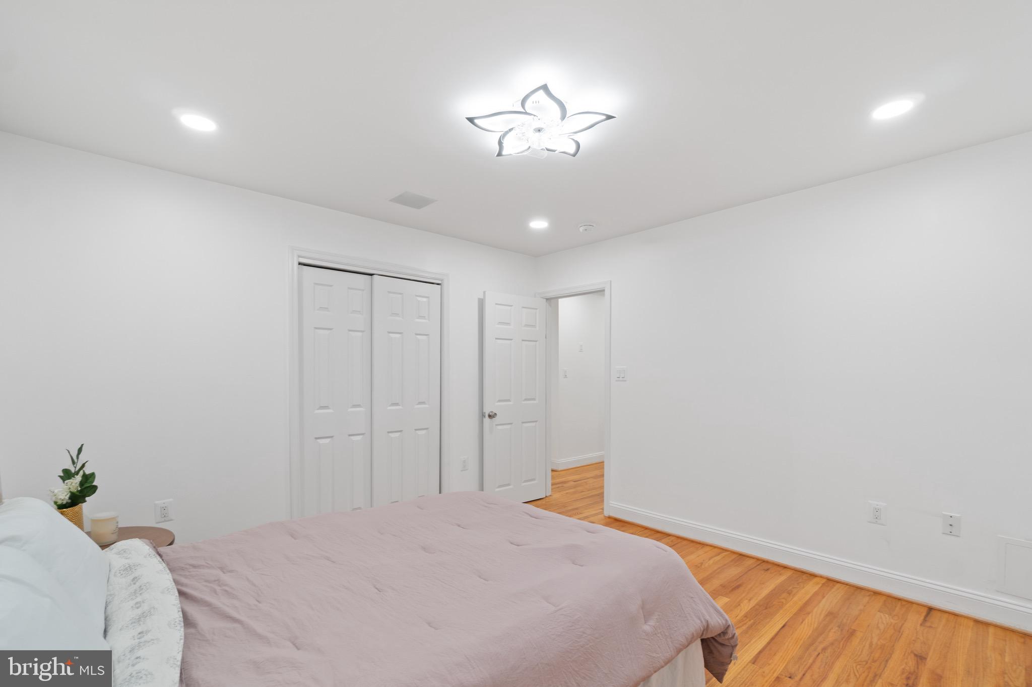 FRANKFORD - Residential