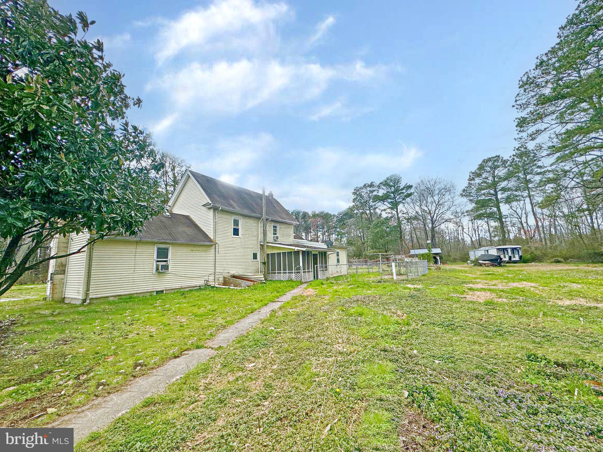 UPPER FERRY ACRES - Residential