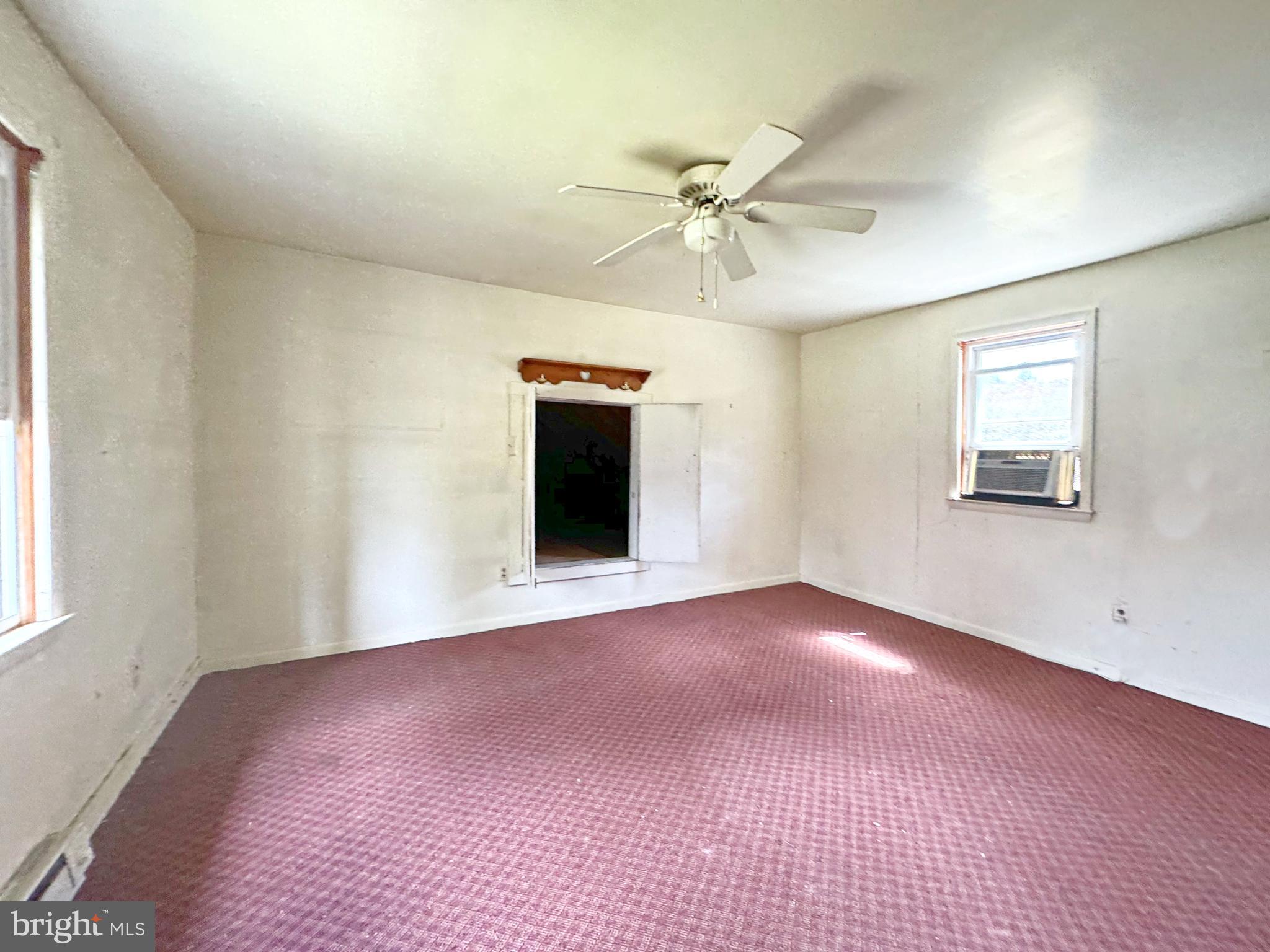 UPPER FERRY ACRES - Residential