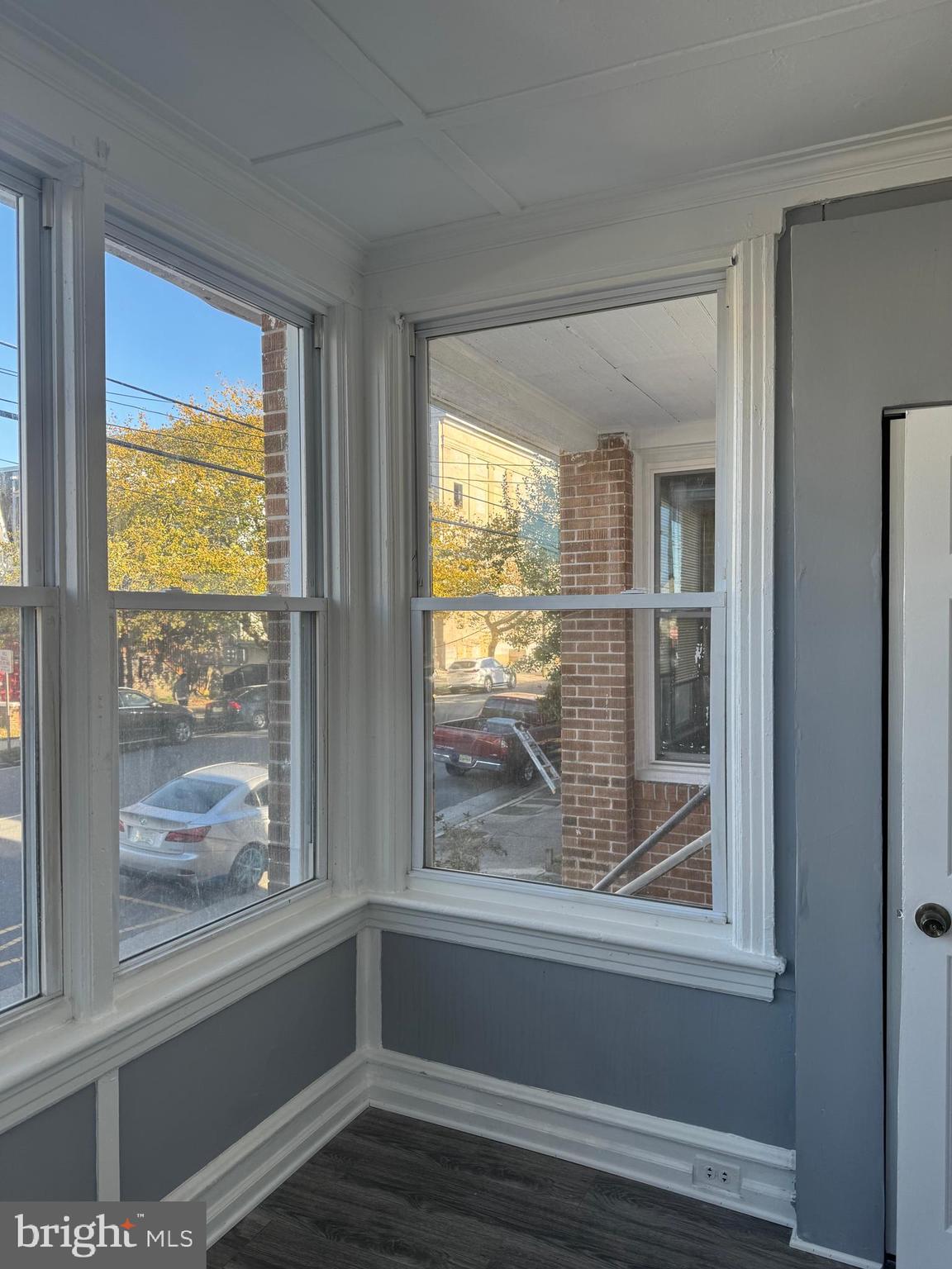 36 N HARTFORD AVENUE