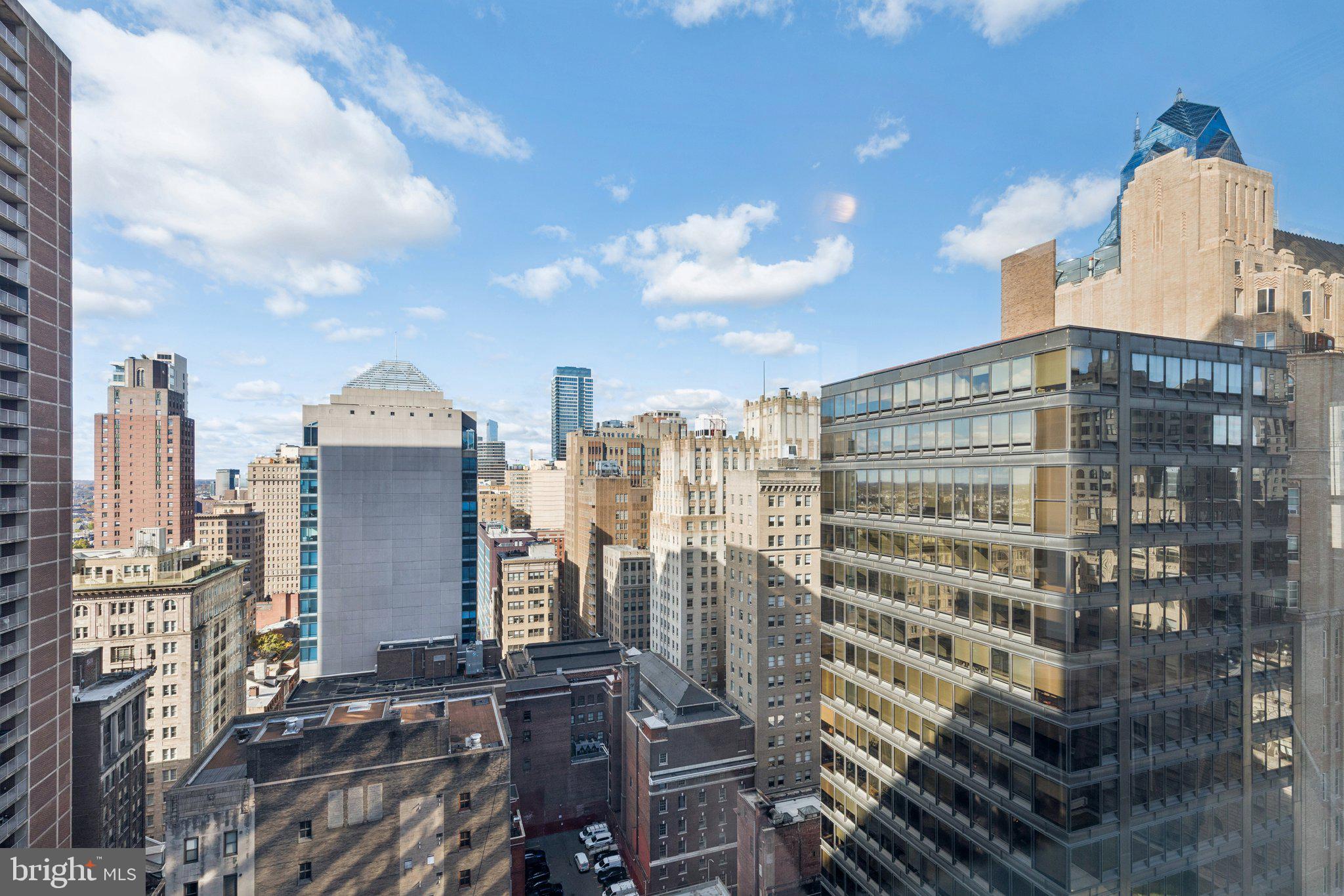 AVENUE OF THE ARTS - Residential