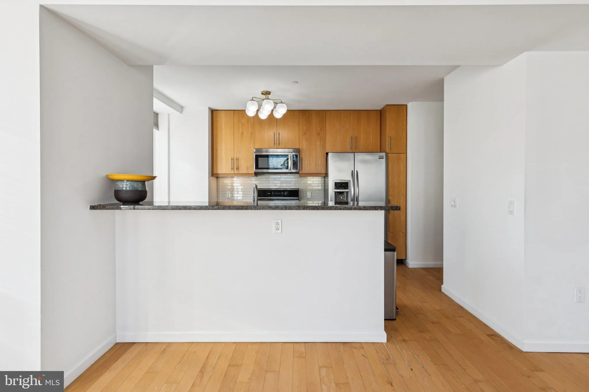 Philadelphia, Pennsylvania 19102, United States, 2 Bedrooms Bedrooms, ,3 BathroomsBathrooms,Residential,Coming Soon,236107