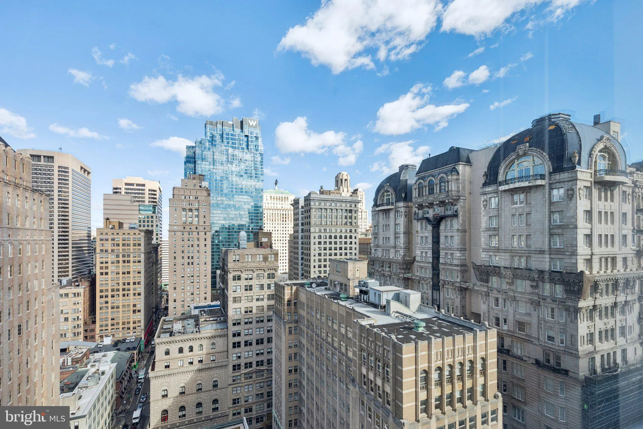 Philadelphia, Pennsylvania 19102, United States, 2 Bedrooms Bedrooms, ,3 BathroomsBathrooms,Residential,Coming Soon,236107