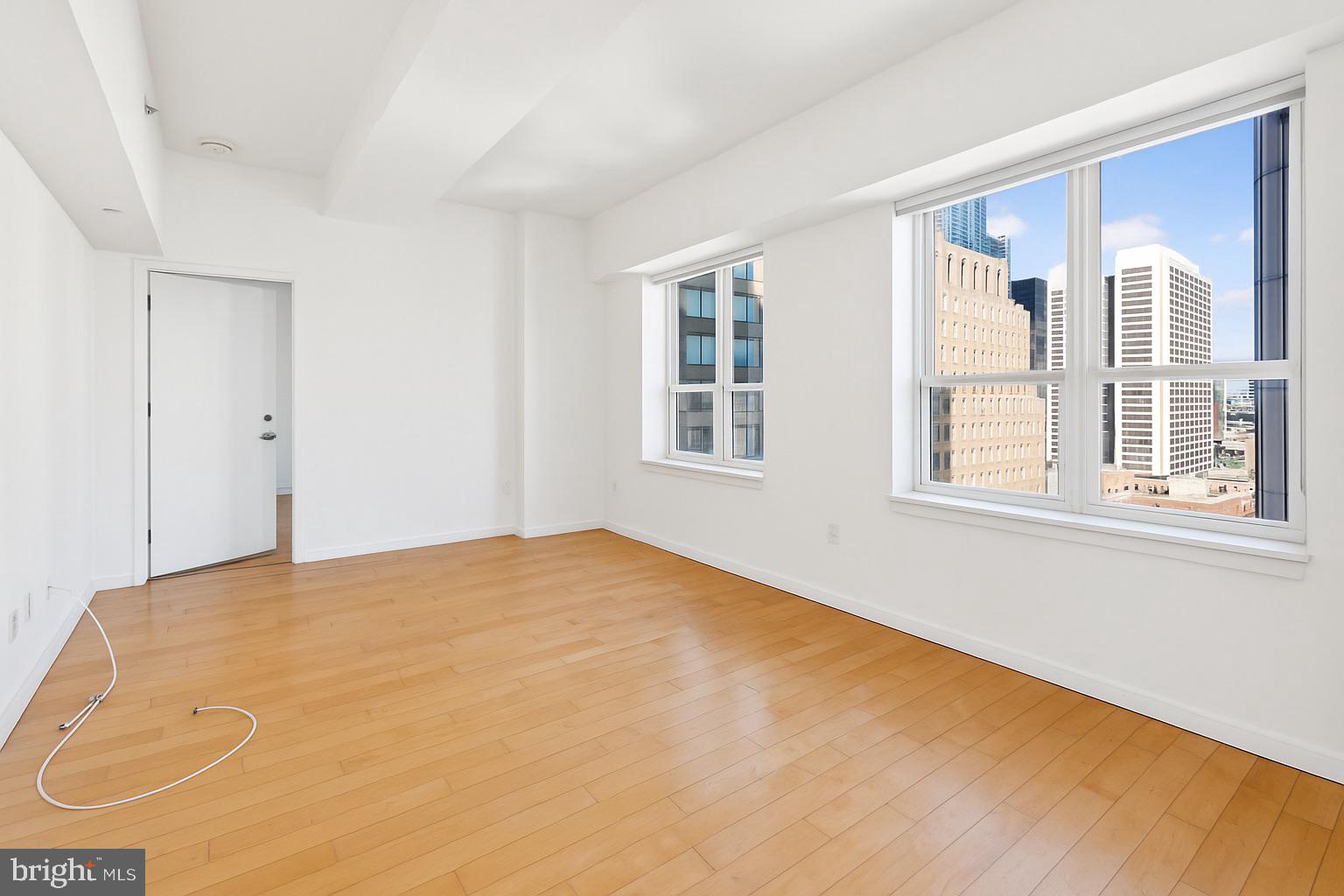 AVENUE OF THE ARTS - Residential