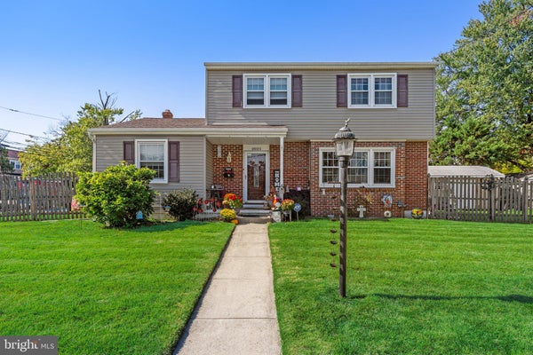 2623 BURNING TREE RD, PENNSAUKEN, NJ 08109 - Image e7fa3f193f2daa527d3cccd6777119de/2256086584