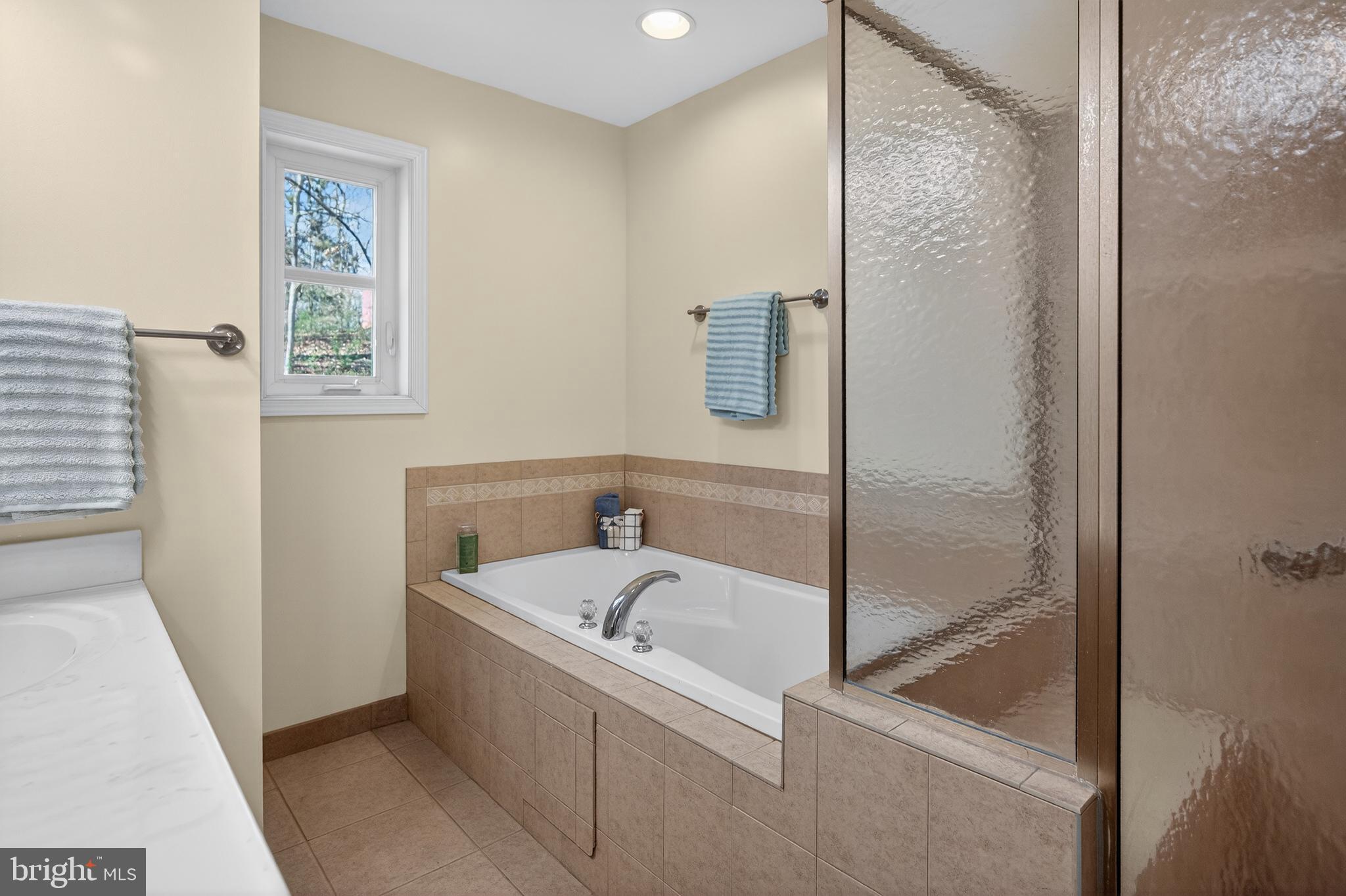 HARTZELL GARDENS - Residential