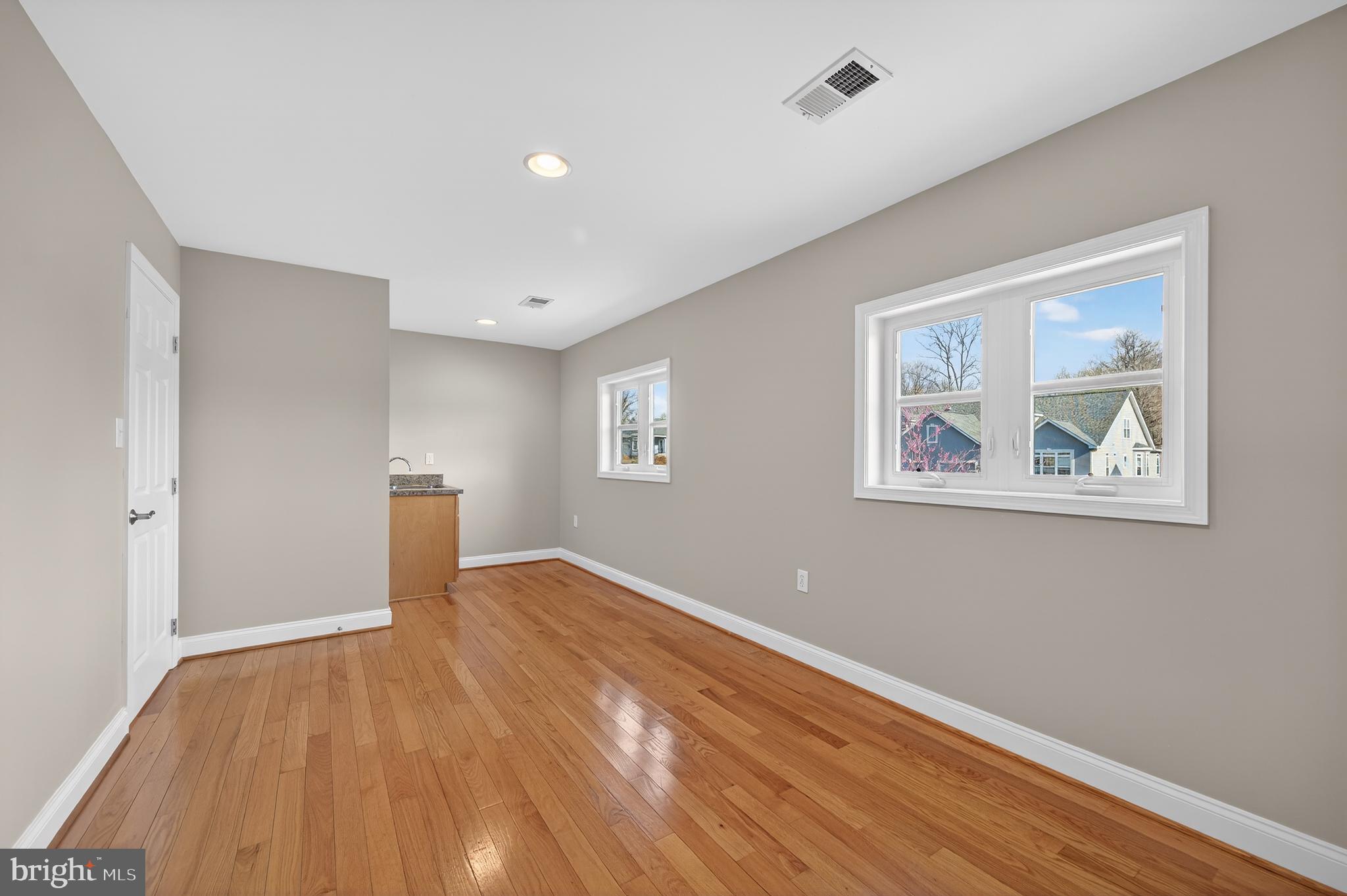 HARTZELL GARDENS - Residential