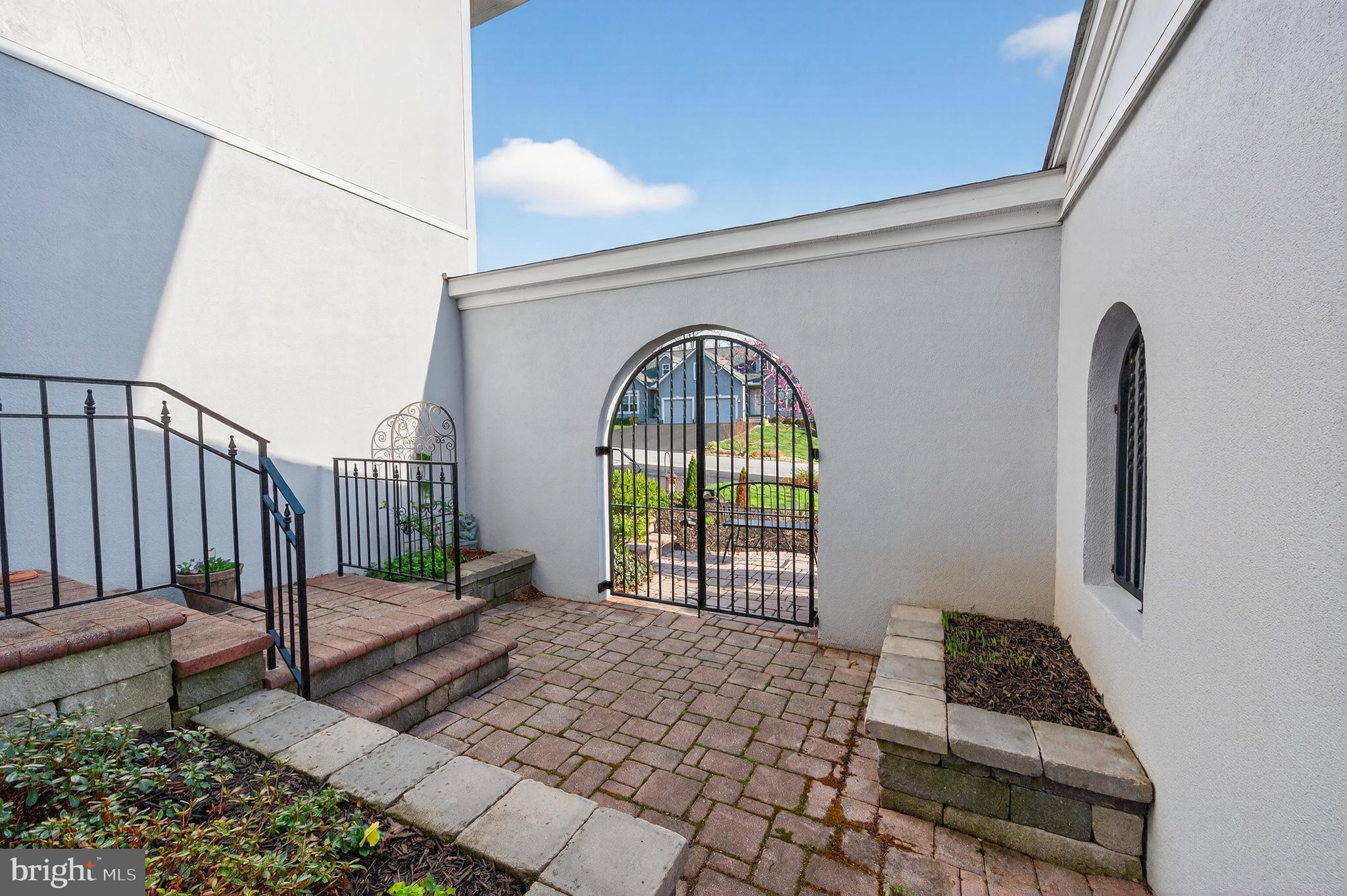 HARTZELL GARDENS - Residential