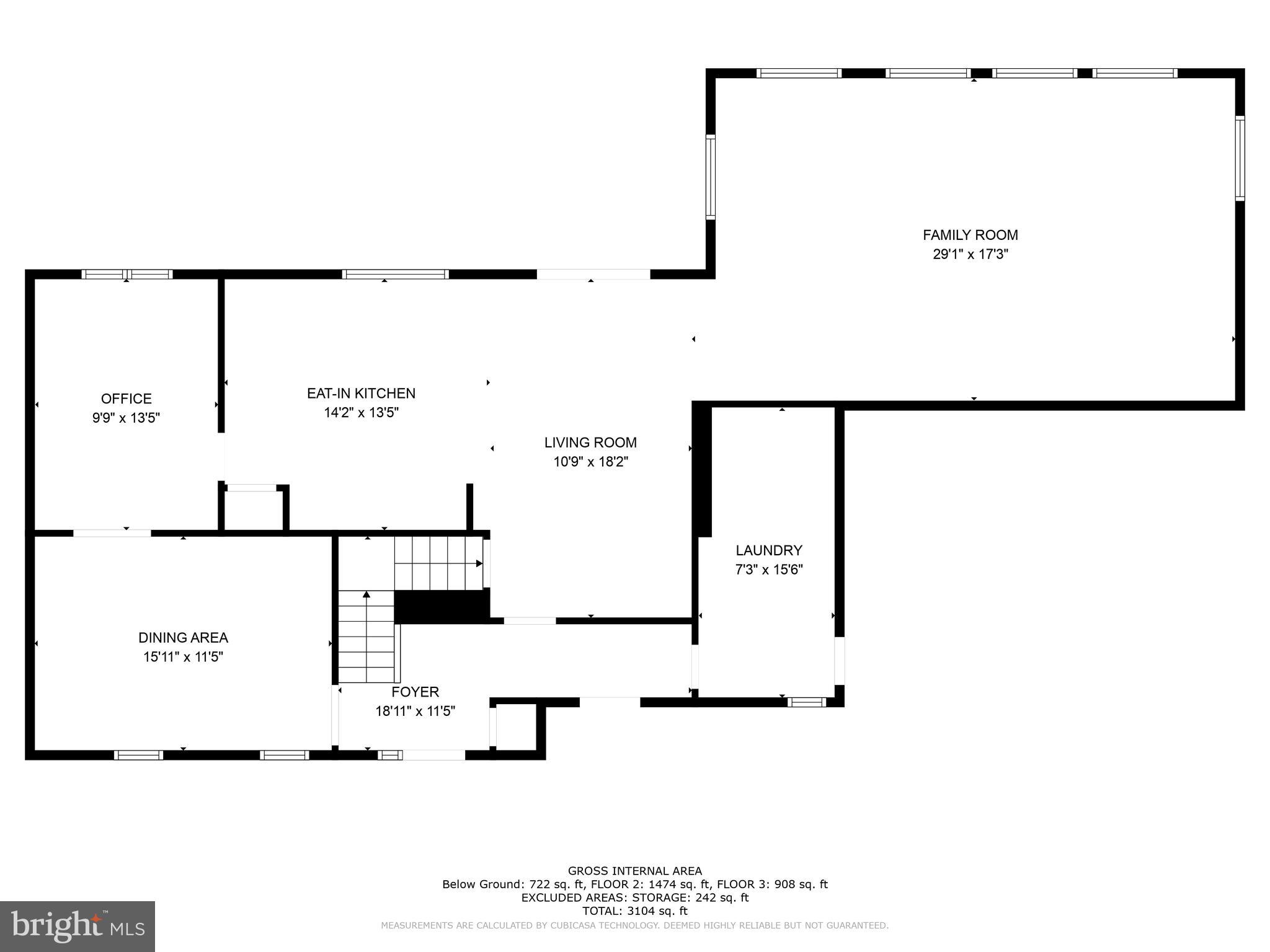 COUNTRY CLUB MANOR - Residential