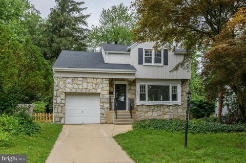 211 N VINEYARD BOULEVARD COLLINGSWOOD NJ 08108