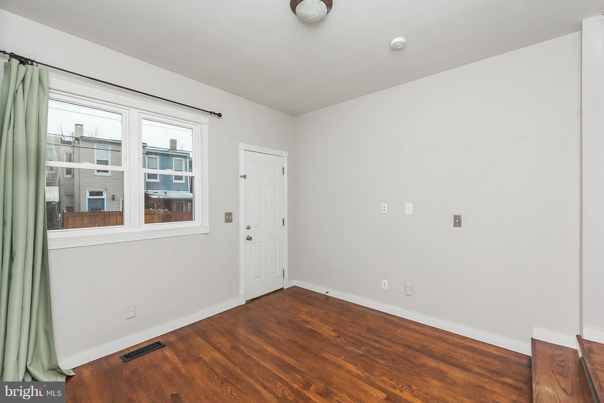 HAMPDEN HISTORIC DISTRICT - Residential