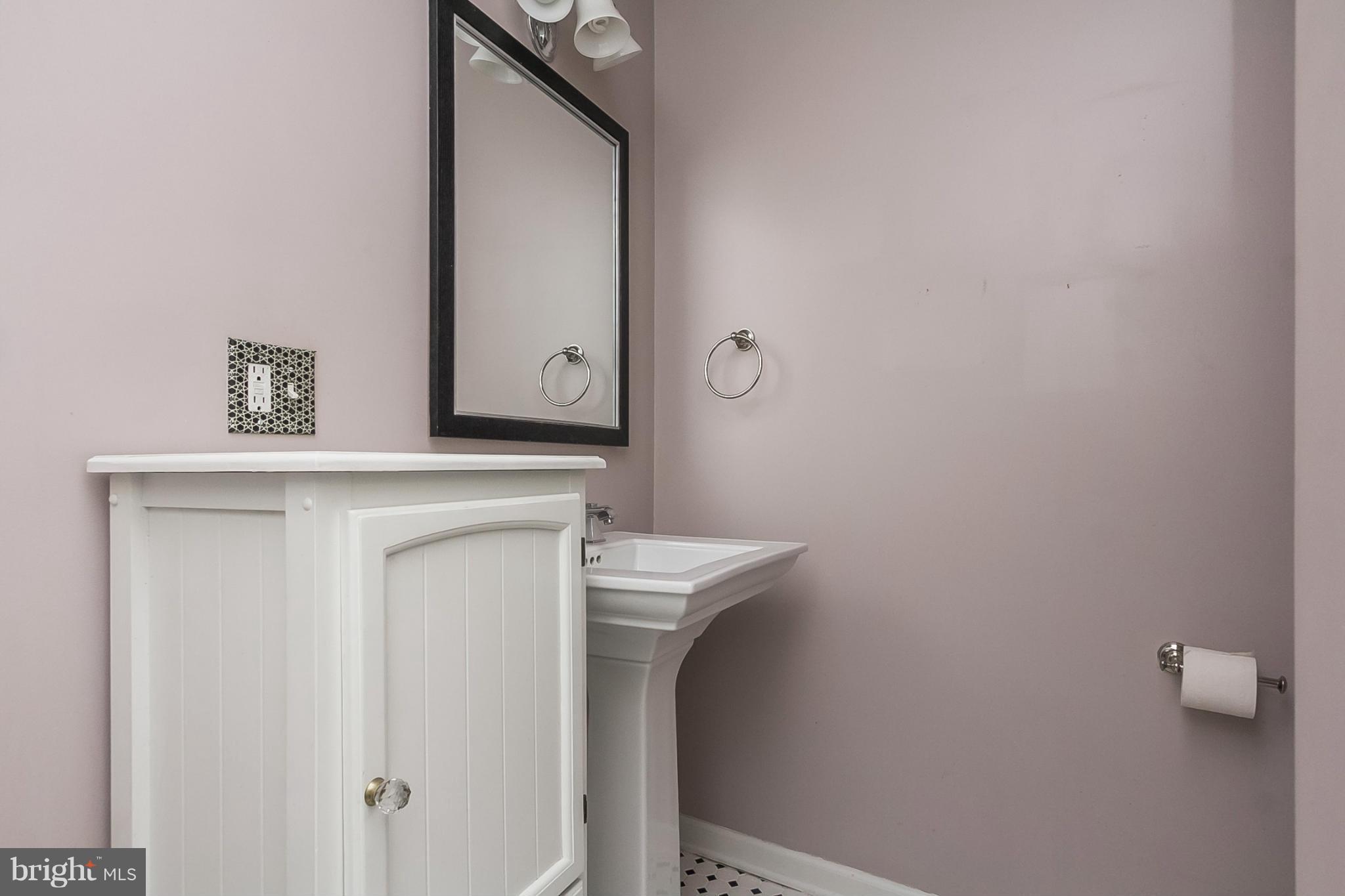 HAMPDEN HISTORIC DISTRICT - Residential